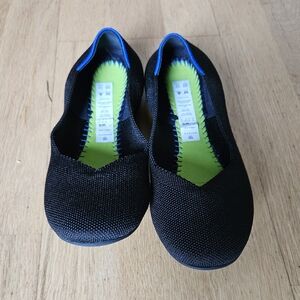Black size 6 rothy's flat
